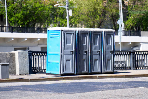 Portable Toilet Options We Offer in Urbancrest, OH